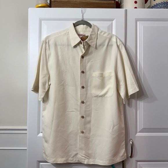 Caribbean Cream Cocktail Embroidered Short Sleeve Button Up Shirt Size Medium - Picture 2 of 6